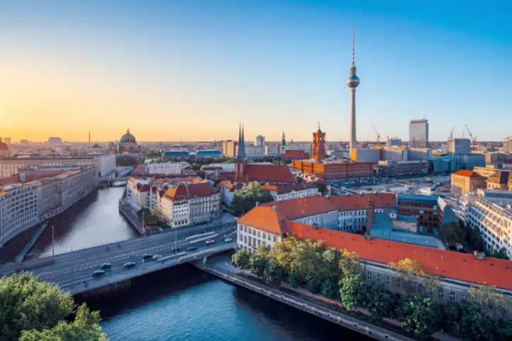Webentwicklung, Online-Marketing und digitale Strategieberatung in Berlin durch NEXTLVL STRATEGY.