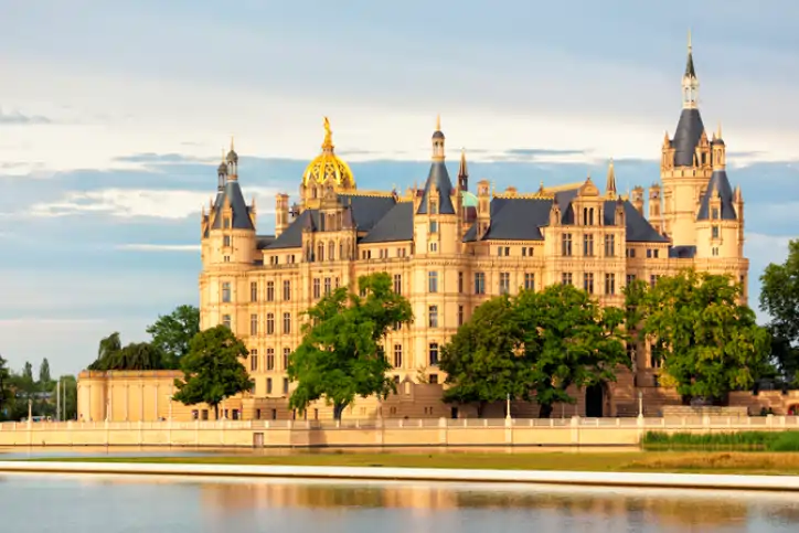 Webdesign, Markenentwicklung und Online-Strategien in Mecklenburg-Vorpommern – umgesetzt von NEXTLVL STRATEGY.